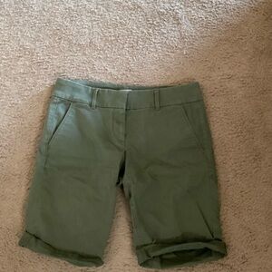 LOFT Green Bermuda Shorts Relaxed Fit Cotton Blend